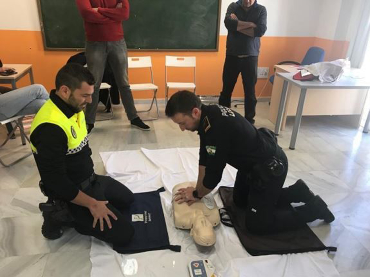 desfibriladores para la venta e instalación en espacios públicos y en vehículos de emergencia